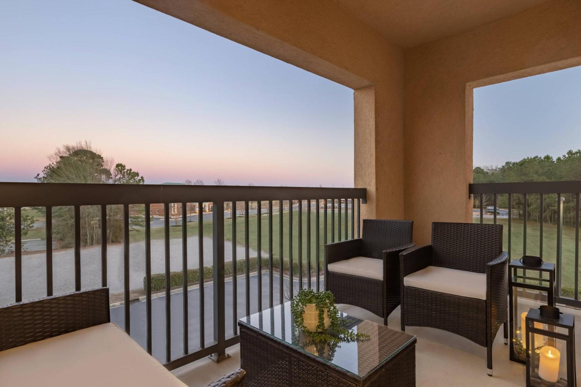 Courtyard Greenville